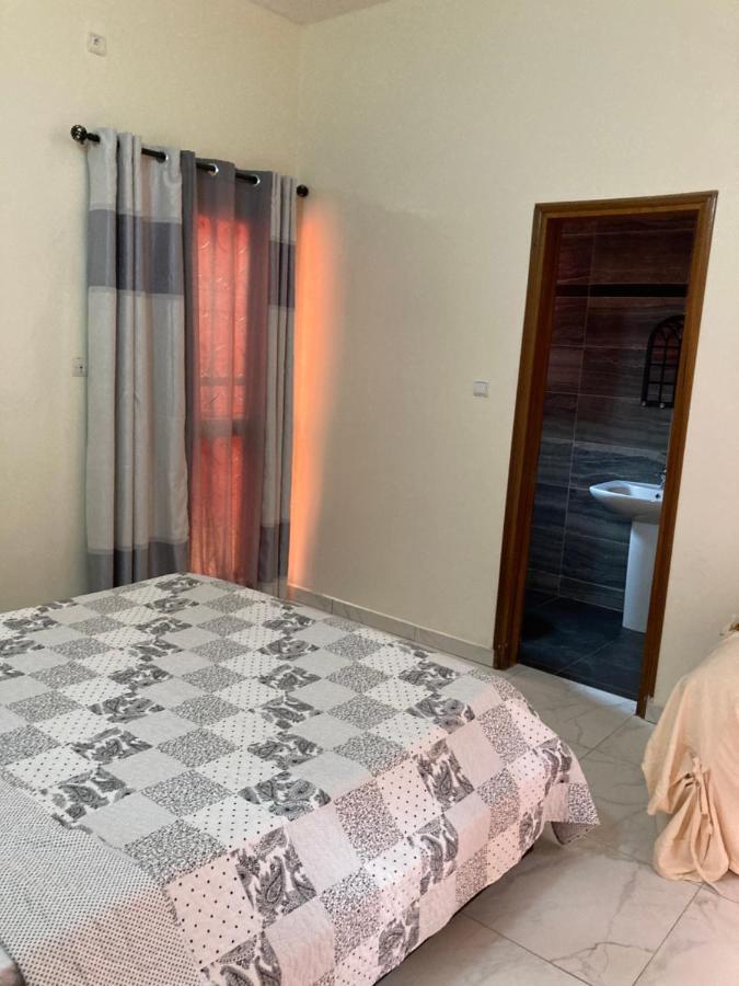 Maison Oceane A Zac Mbao Kammba Zewnętrze zdjęcie
